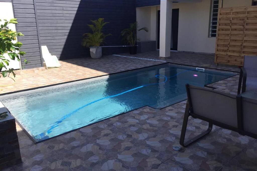 Ylang Residence Avec Piscine Chauffee & Jacuzzi Le Patelin Exterior foto